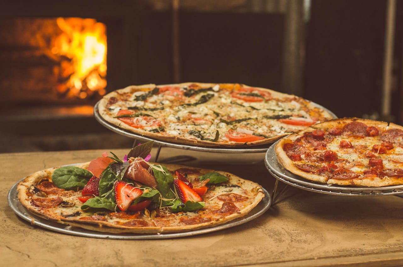 Wood-fire pizzas like those you can find from Cape Coral lunch spots.